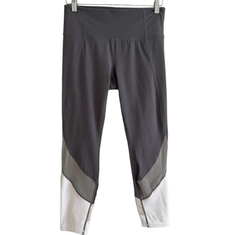Athleta Cropped Leggings Size Medium